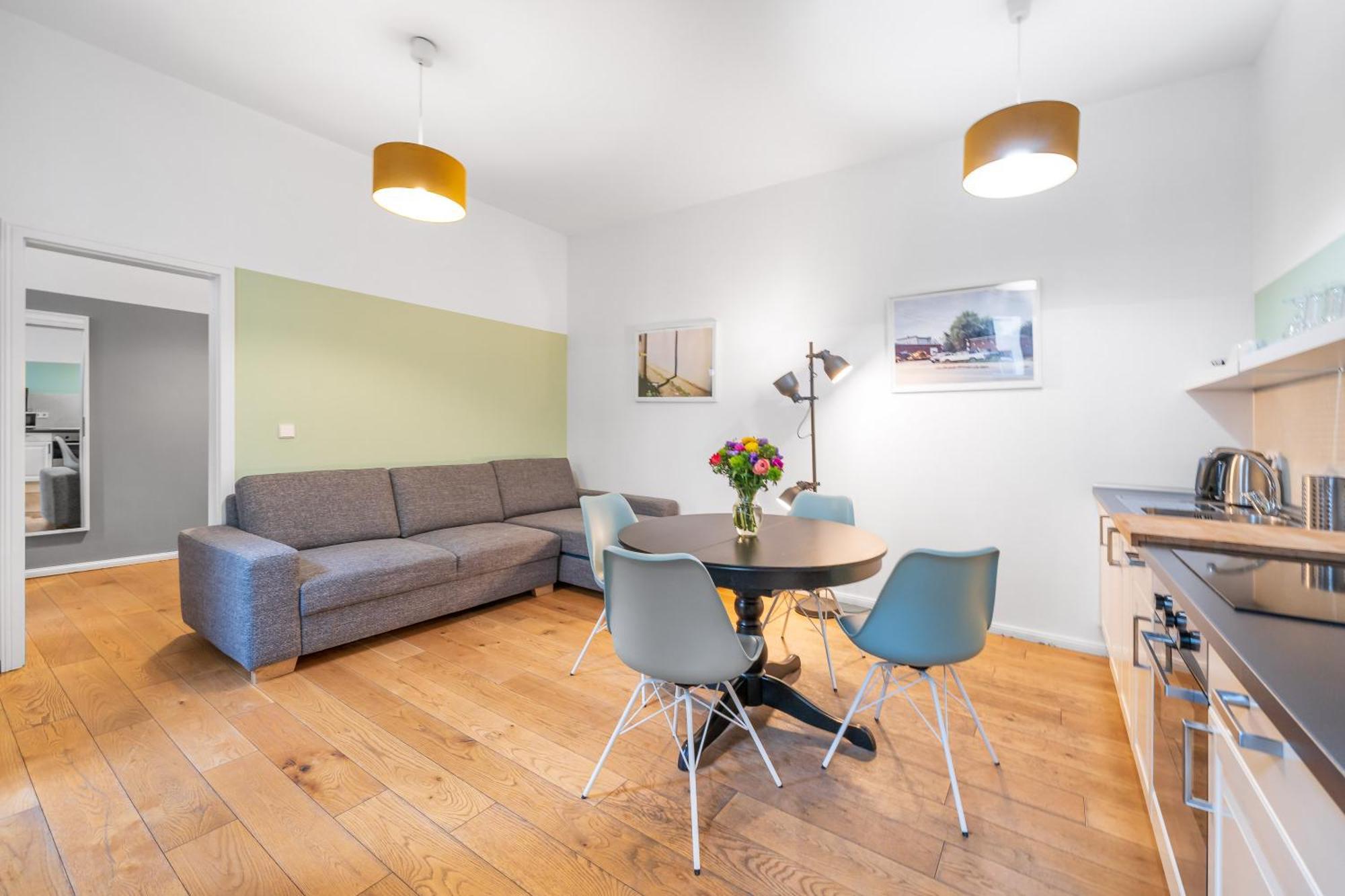 Downtown Torstr, 4 Unique Units From 1-3 Bedrooms Berlijn