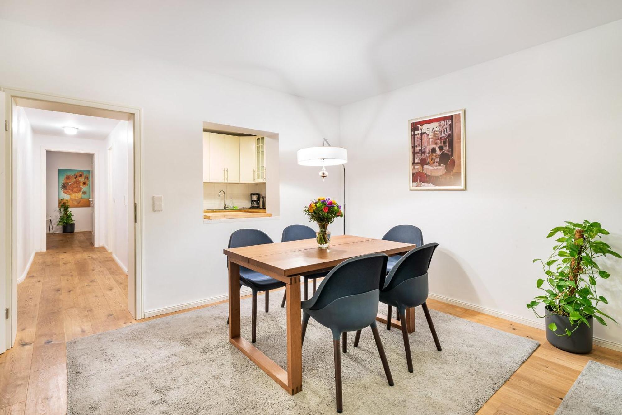Downtown Torstr, 4 Unique Units From 1-3 Bedrooms Appartement *