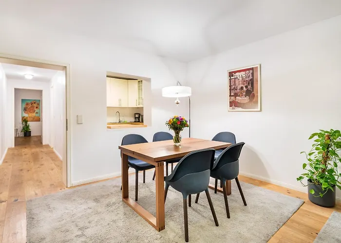 Downtown Apartments Torstr, 4 Unique Units From 1-3 Bedrooms